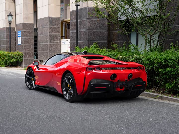 Ferrari SF90, 2023 — фото 3 из 9