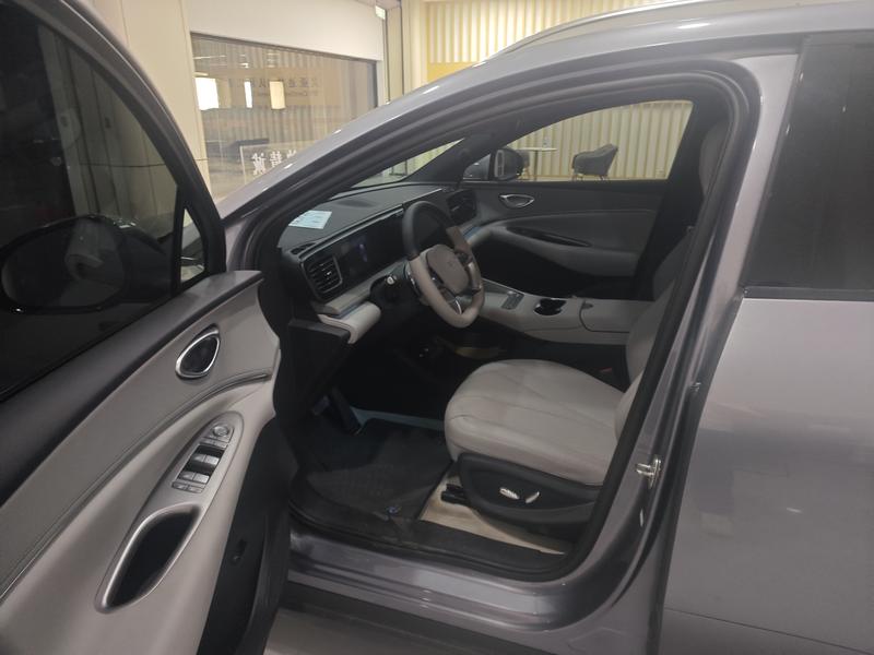 BYD Sea Lion 06 Hybrid/EV, 2026 — фото 7 из 9