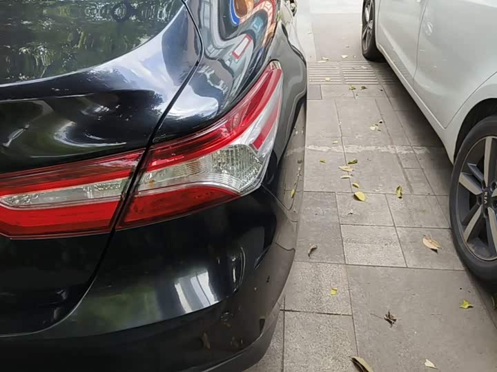 Toyota Camry, 2023 — фото 8 из 9