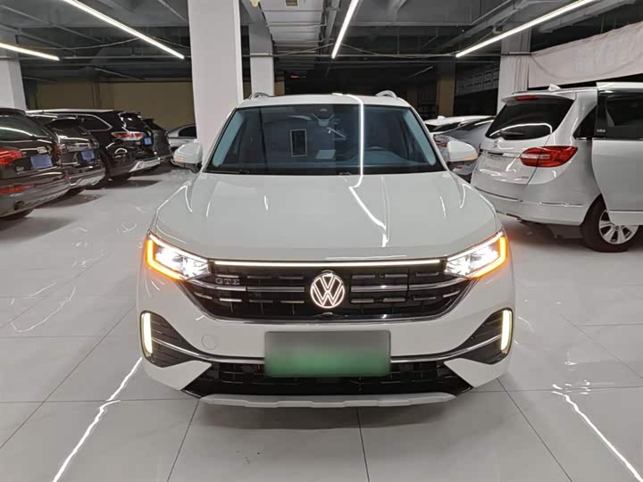 Volkswagen Tayron GTE Hybrid, 2022 — фото 3 из 9