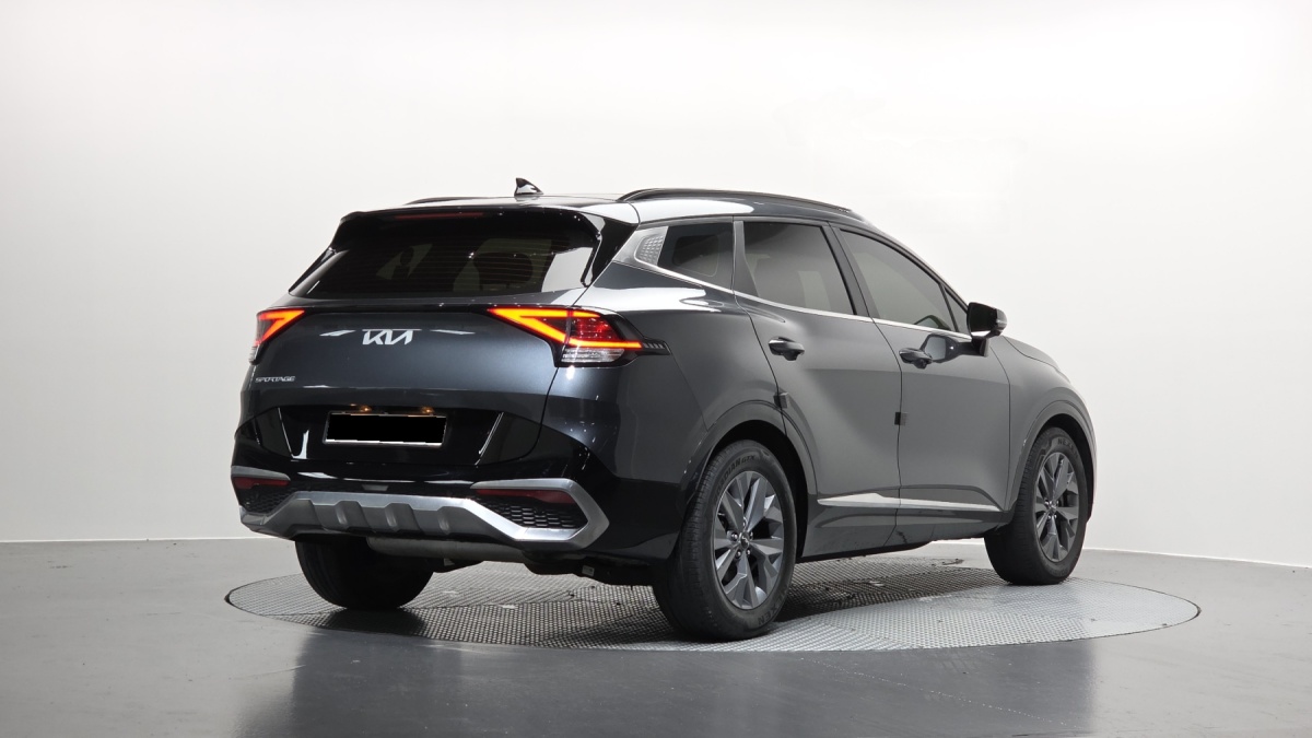 Kia Sportage, 2021 — фото 2 из 12