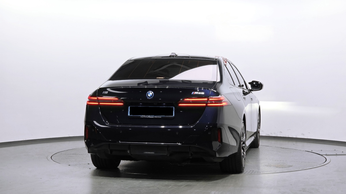 BMW i5, 2023 — фото 4 из 12