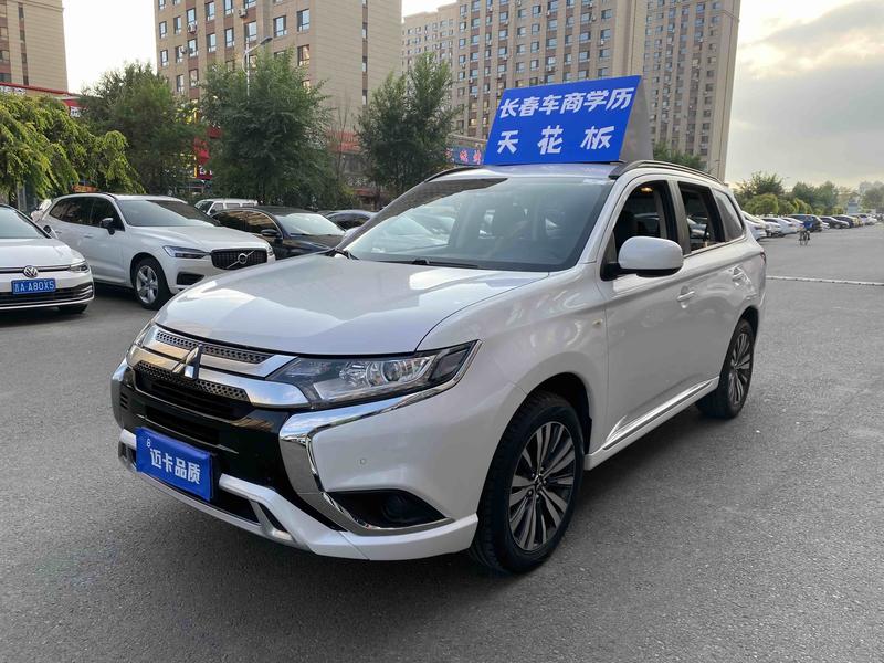 Mitsubishi Outlander, 2022 — купить в Иванове под ключ