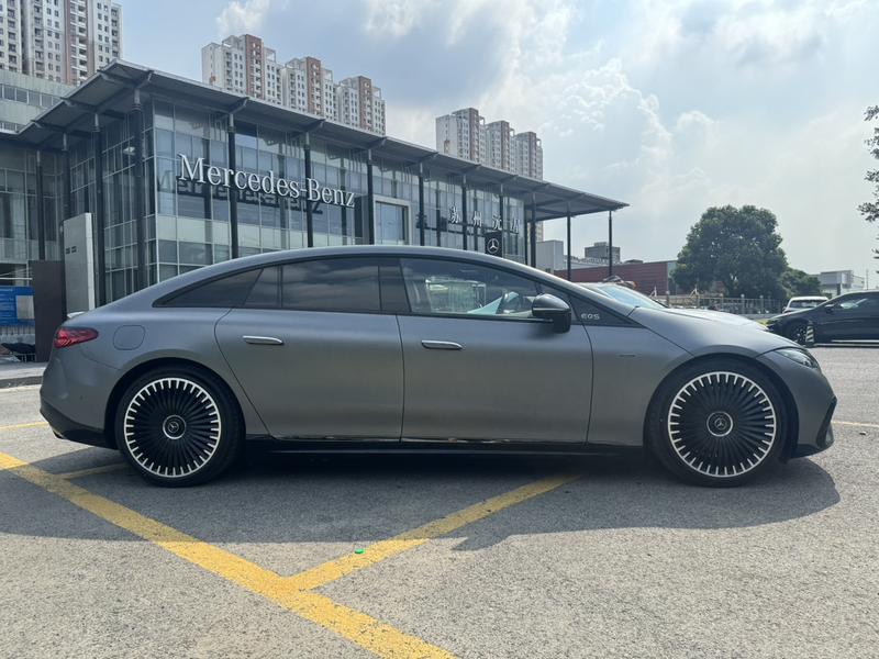 Mercedes-Benz EQS AMG, 2025 — фото 8 из 12