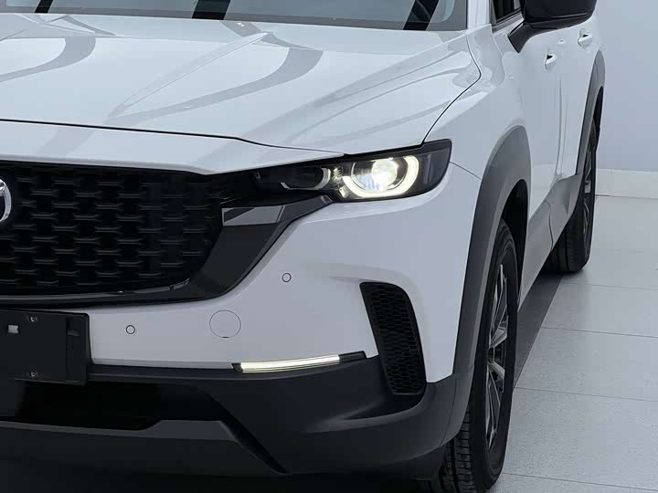 Mazda CX-50, 2023 — фото 5 из 9