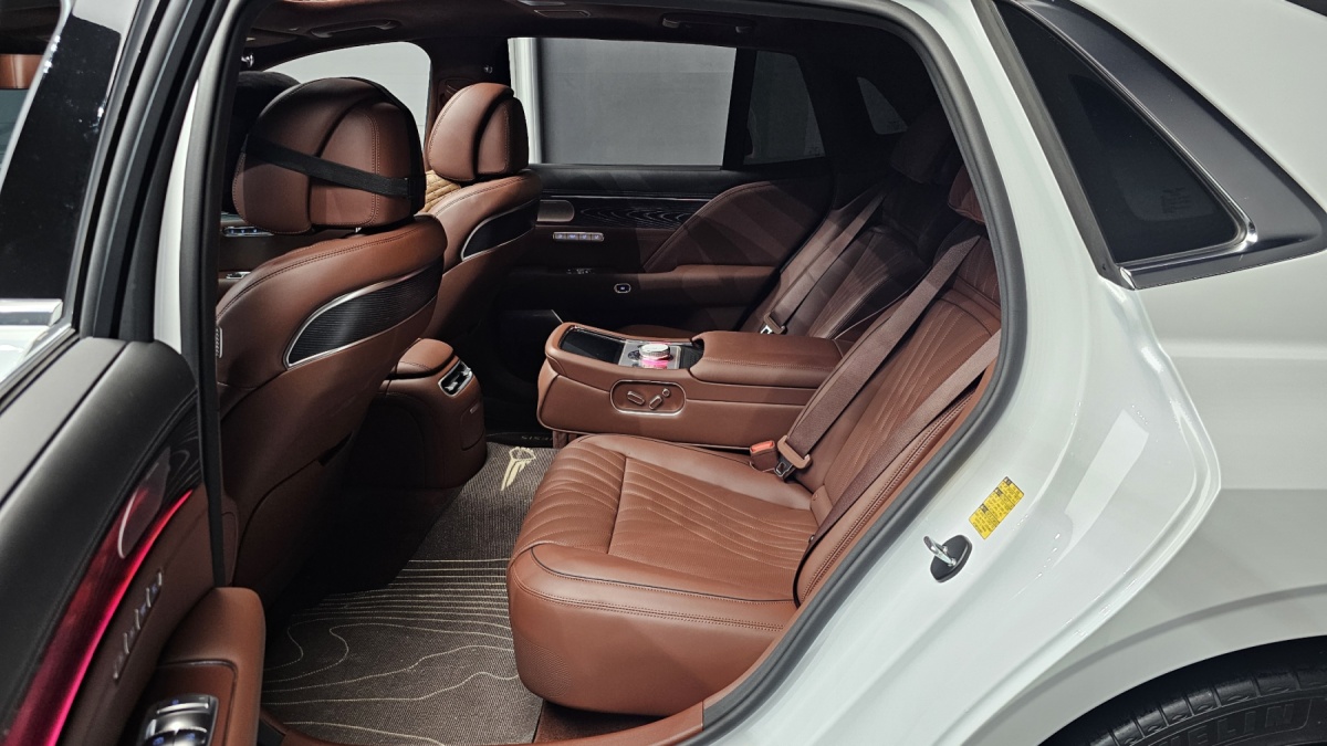 Genesis G90, 2023 — фото 12 из 12