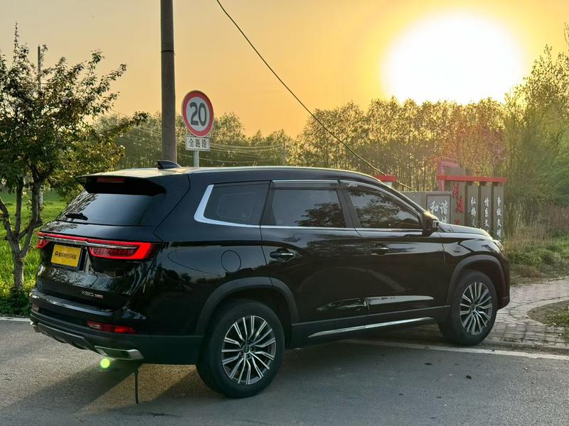 Jetour X90 Plus, 2023 — фото 6 из 10