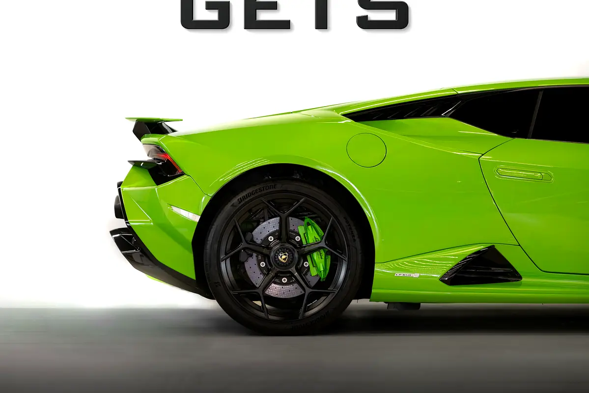 Lamborghini Huracan, 2024 — фото 9 из 10