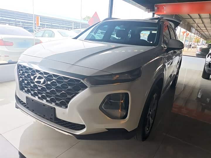 Hyundai Santa Fe, 2023 — купить в Саранске под ключ