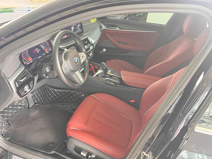 BMW 5 Series, 2023 — фото 6 из 9