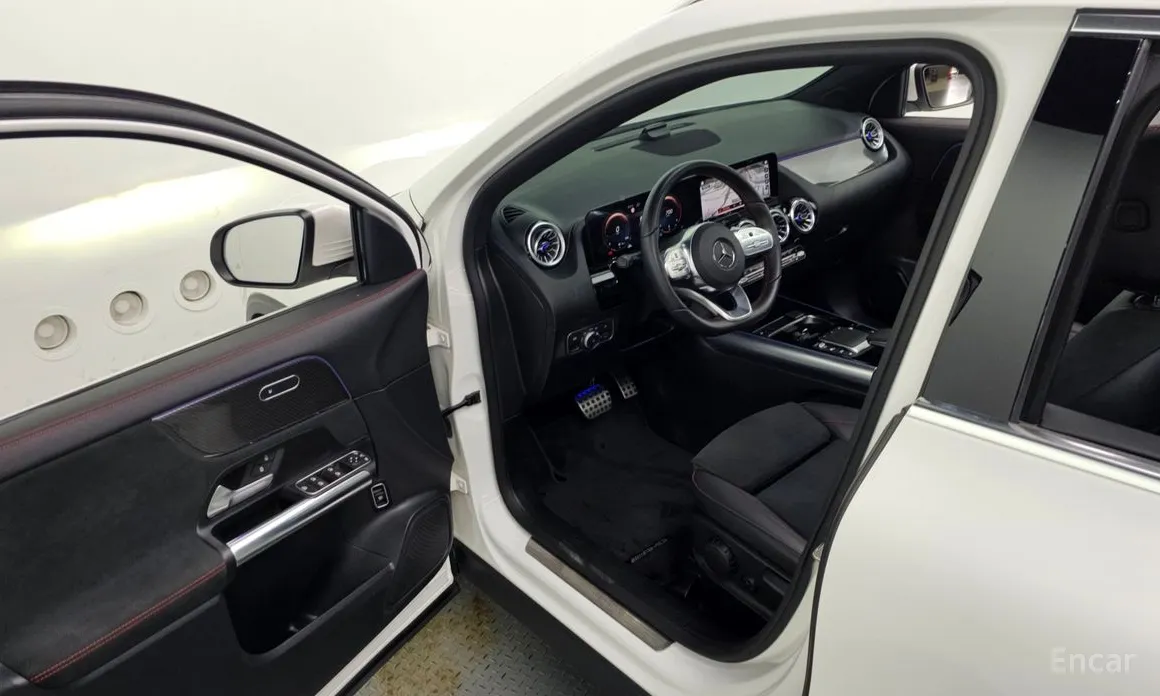 Mercedes-Benz GLA-Class, 2022 — фото 10 из 12