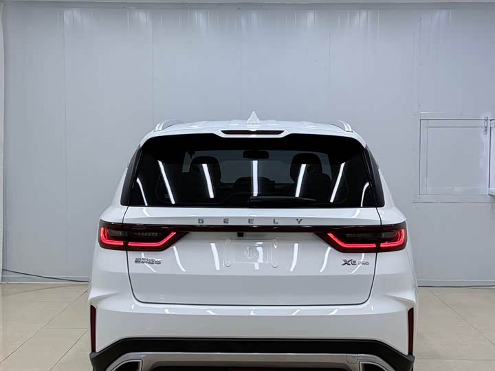 Geely Vision X6, 2023 — фото 5 из 9