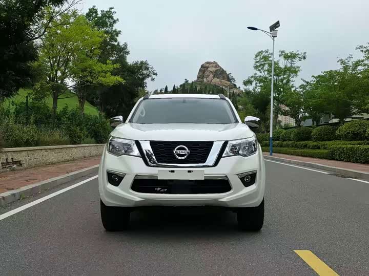 Nissan Terra, 2023 — фото 2 из 9