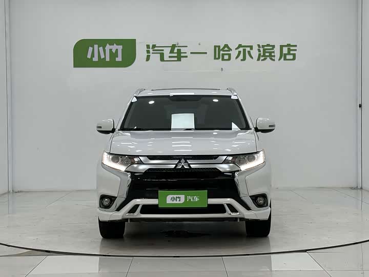 Mitsubishi Outlander, 2021 — фото 2 из 9