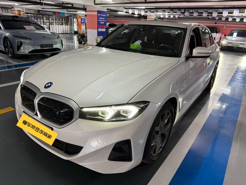 BMW i3, 2022 — купить в Москве под ключ