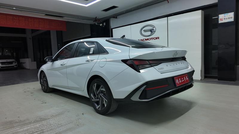 Hyundai Elantra N line, 2025 — фото 4 из 9