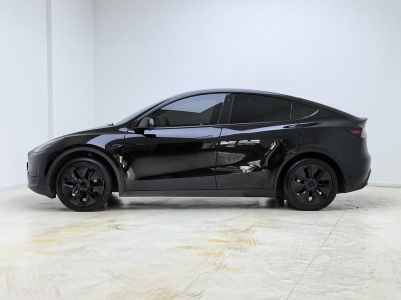 Tesla Model Y, 2023 — фото 4 из 12
