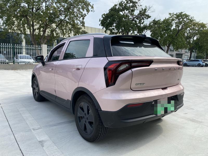 Geely Geometry E Firefly, 2024 — фото 4 из 11