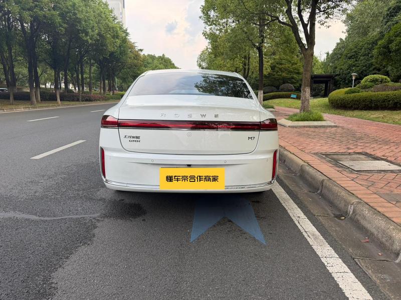 Roewe M7 DMH, 2025 — фото 5 из 11