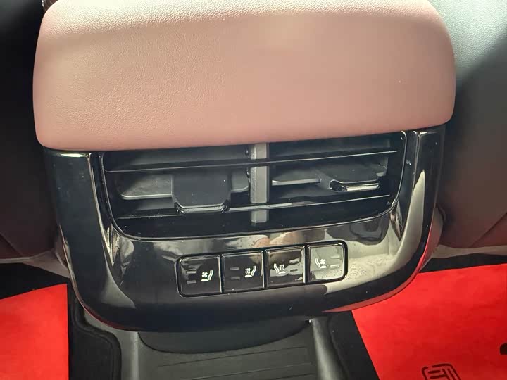 BYD Seal 07 DM-i Hybrid, 2025 — фото 6 из 9