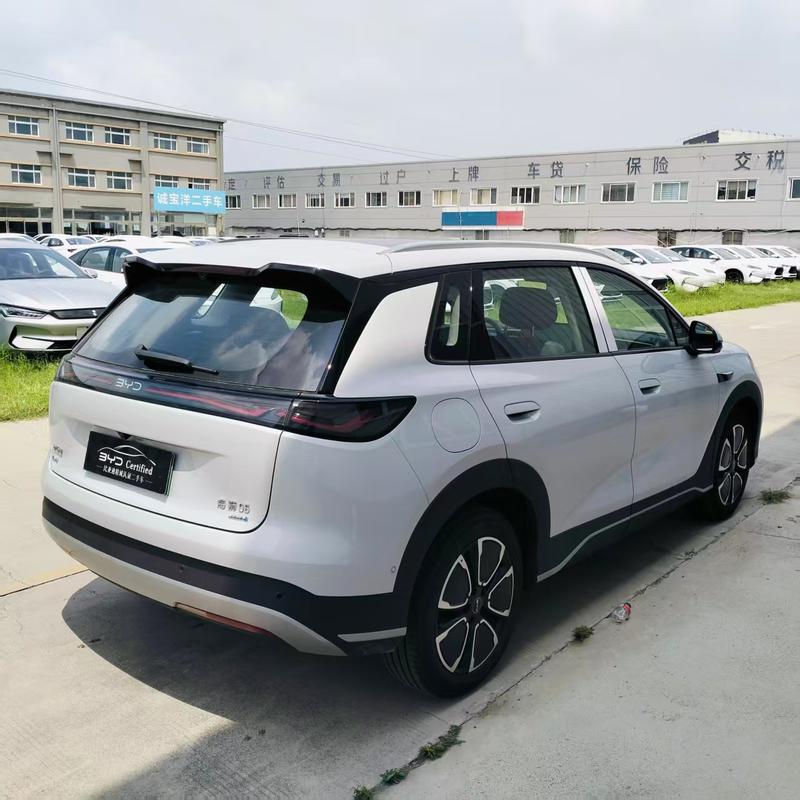 BYD Sea Lion 05 DM-i Hybrid, 2026 — фото 5 из 12
