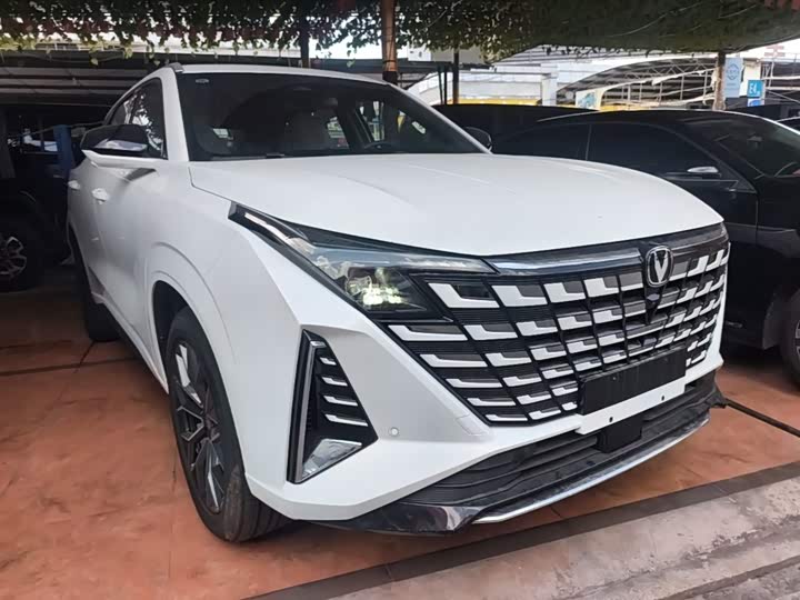 Changan UNI-Z Hybrid, 2026 — фото 4 из 9