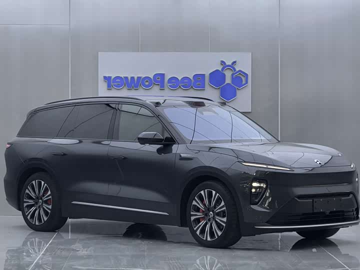 Nio ES8, 2023 — фото 3 из 9