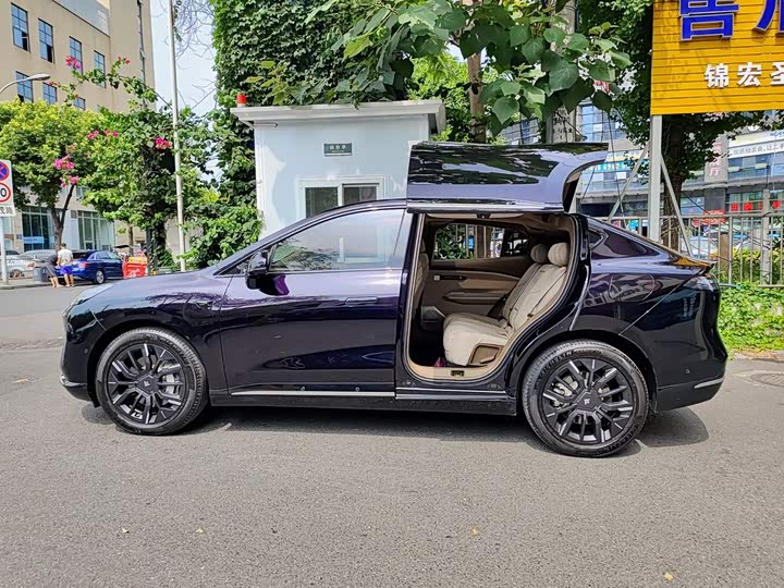 GAC Hyptec HT, 2024 — фото 8 из 9