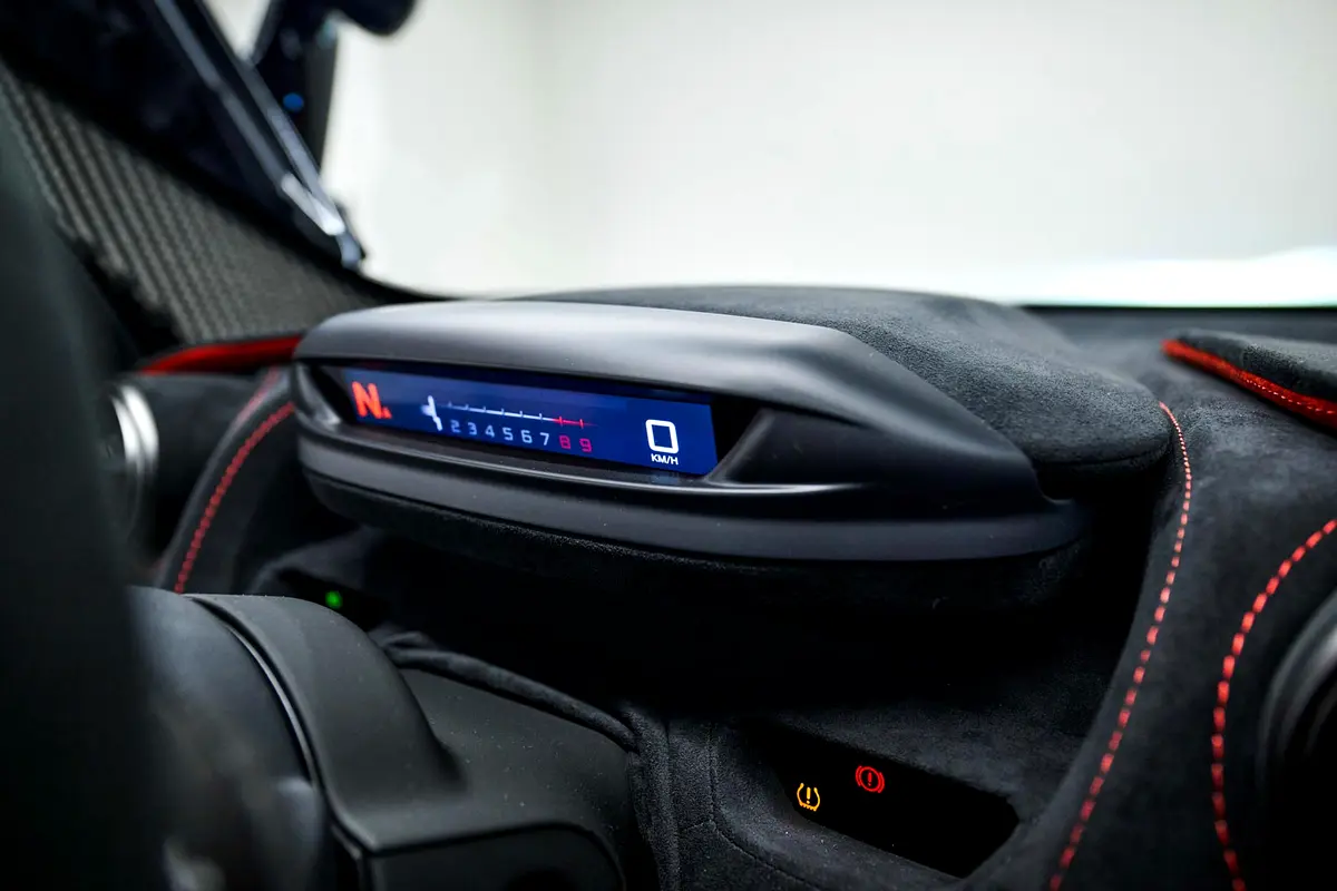 McLaren 765LT, 2022 — фото 7 из 10