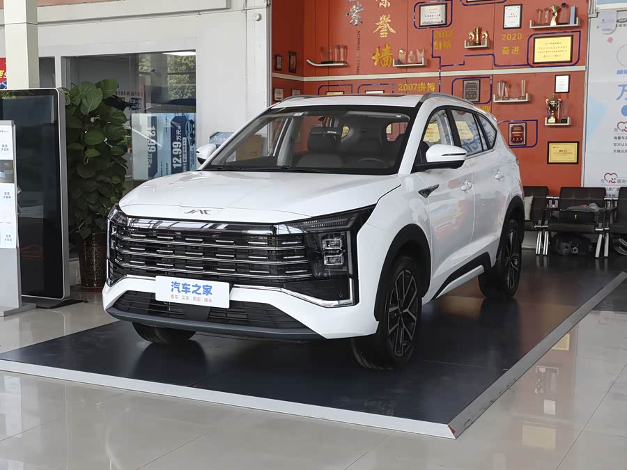 JAC X8 Plus, 2026 — купить в Казани под ключ