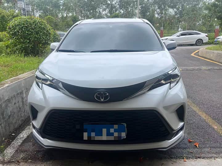 Toyota Granvia, 2024 — купить в Самаре под ключ