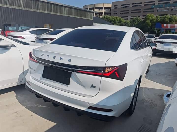 Roewe i5, 2025 — фото 7 из 9