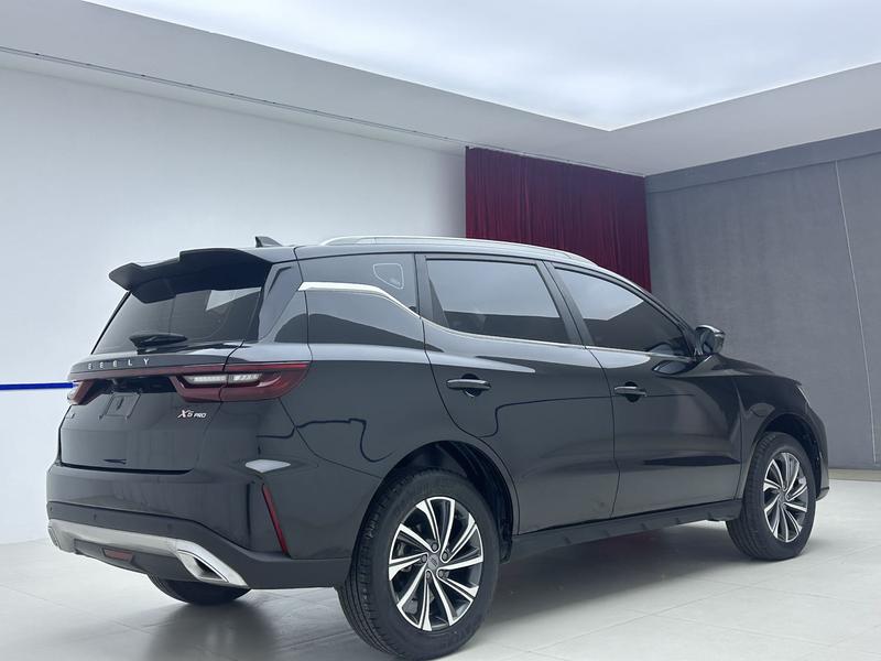 Geely Vision X6, 2021 — фото 6 из 12