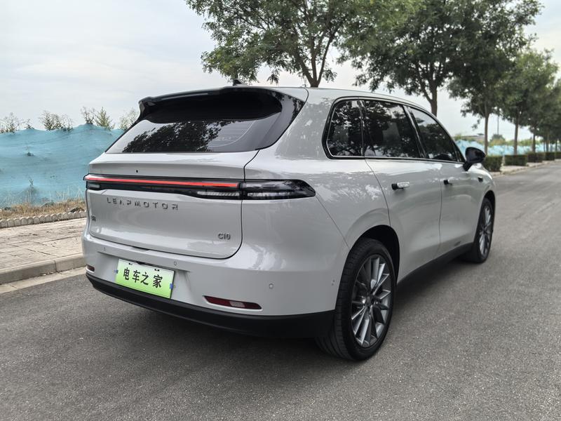 Leapmotor C10, 2025 — фото 7 из 12
