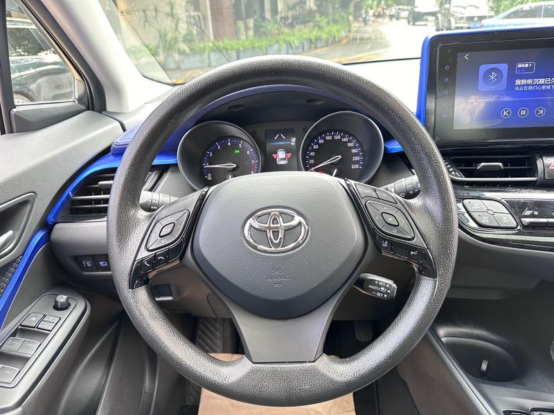 Toyota C-HR, 2022 — фото 10 из 12