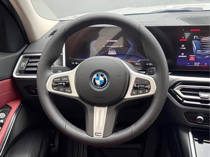 BMW i3, 2023 — фото 8 из 9