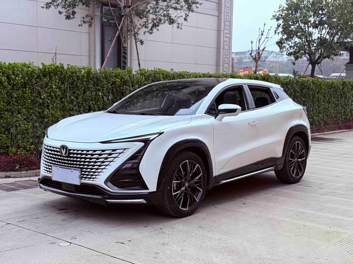 Changan UNI-T, 2023 — купить в Саратове под ключ