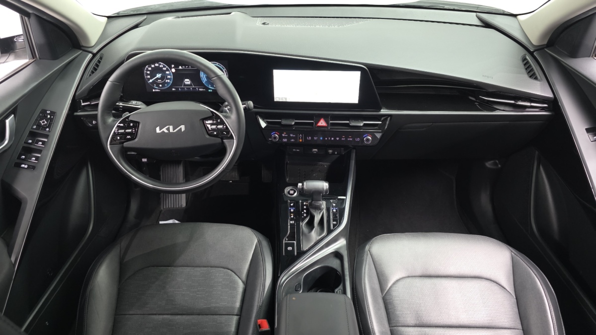 Kia Niro, 2022 — фото 7 из 12