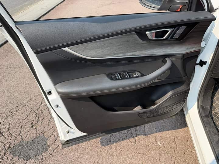 Chery Tiggo 8 Plus, 2023 — фото 6 из 9