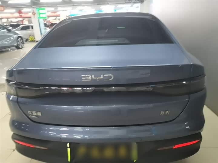 BYD Seal 05 DM-i Hybrid, 2025 — фото 6 из 9
