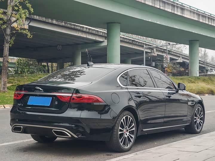 Jaguar XF L, 2025 — фото 6 из 9