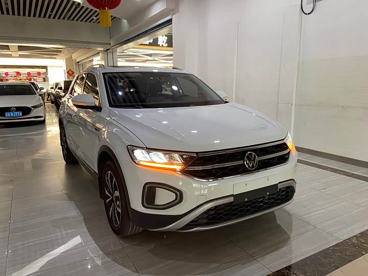 Volkswagen T-Roc, 2023 — фото 3 из 9