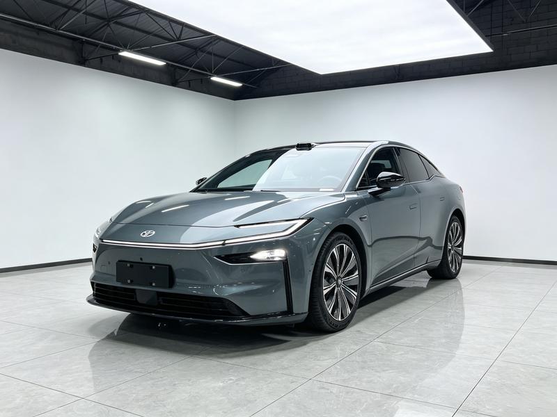 Toyota bZ7, 2026 — купить в Кирове под ключ