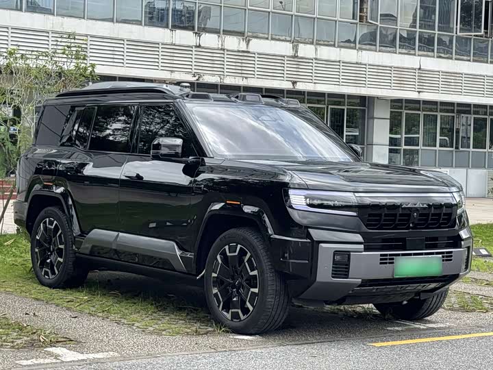 BYD FangChengBao Leopard 8, 2025 — фото 3 из 9