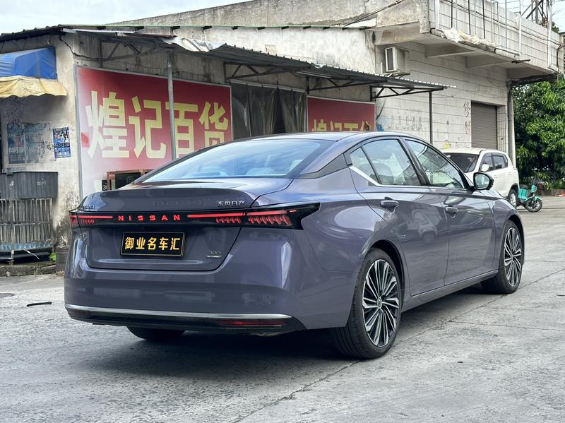Nissan Teana, 2025 — фото 6 из 12