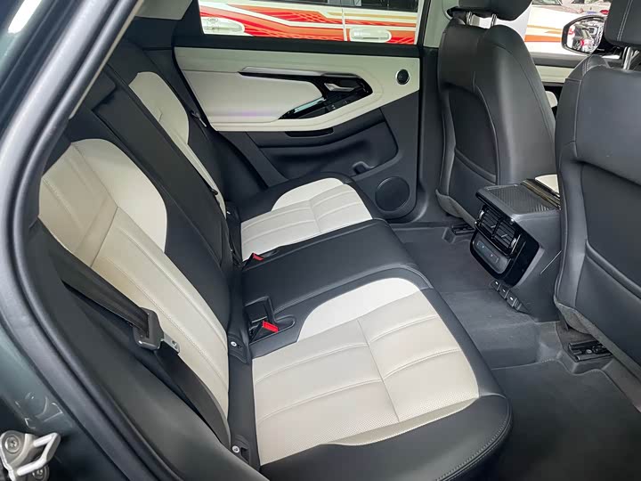 Land Rover Range Rover Evoque L, 2023 — фото 5 из 9