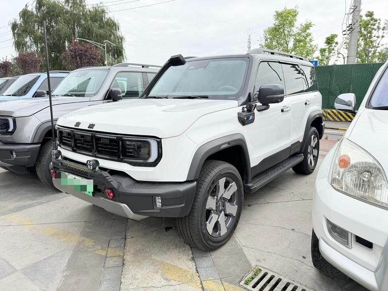 BAIC Beijing BJ40 Hybrid, 2025 — купить в Туле под ключ