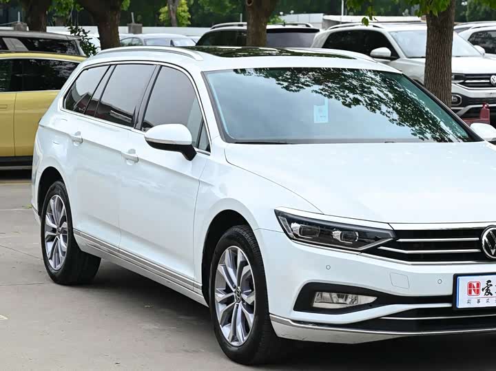 Volkswagen Passat Variant, 2023 — фото 9 из 9