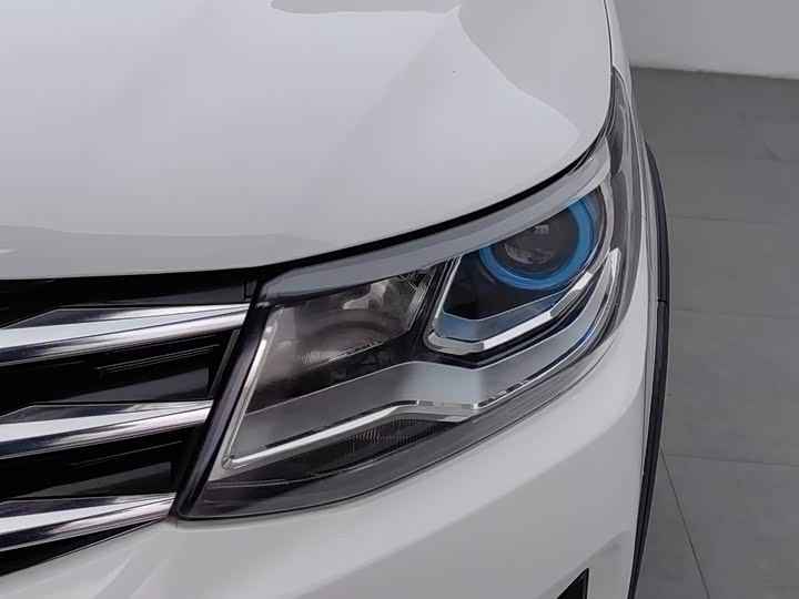Dongfeng Forthing SX6, 2022 — фото 7 из 9