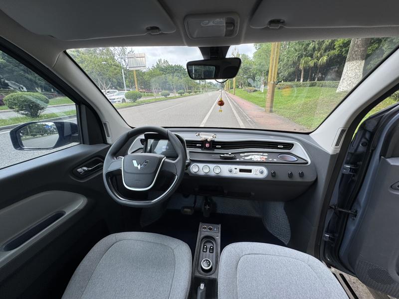 Wuling Mini EV, 2021 — фото 8 из 12